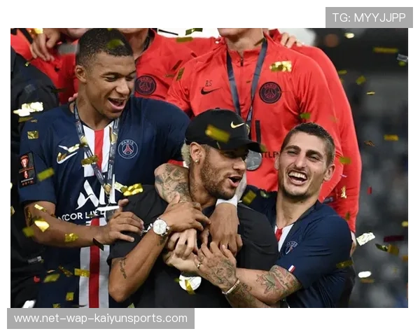 巴黎中场切换速度惊人,乌加特抢断效率极高