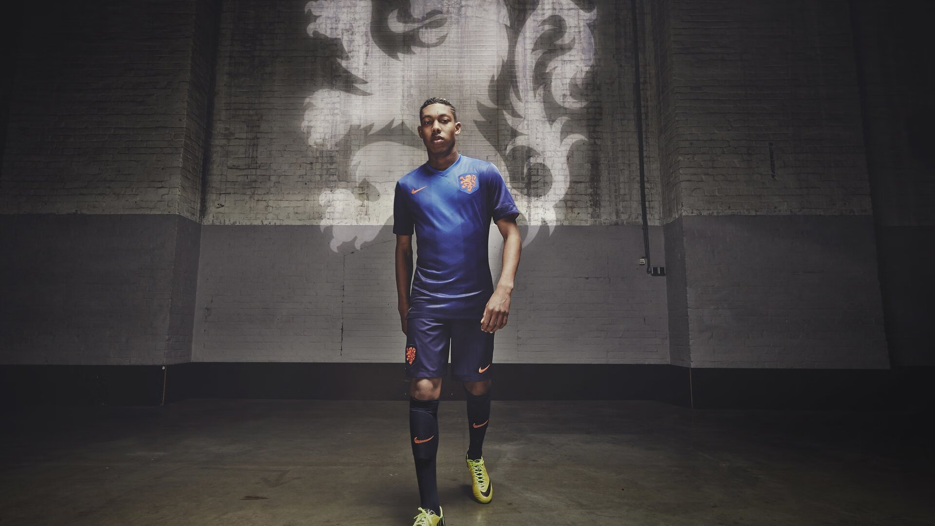 德甲 2025 年冬季训练营温度管理出勤率研究,德甲青训体系